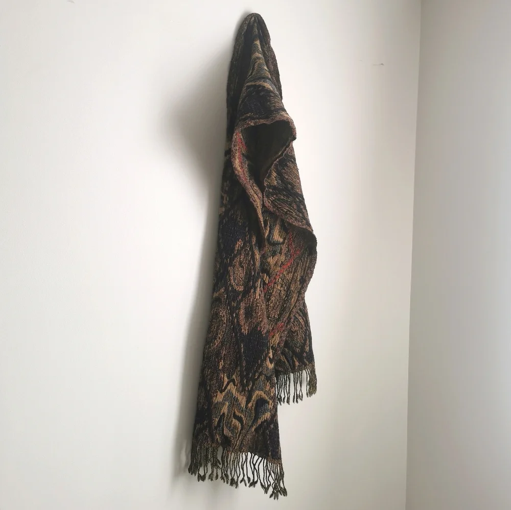 Tolani Scarf - Picture 3 of 4